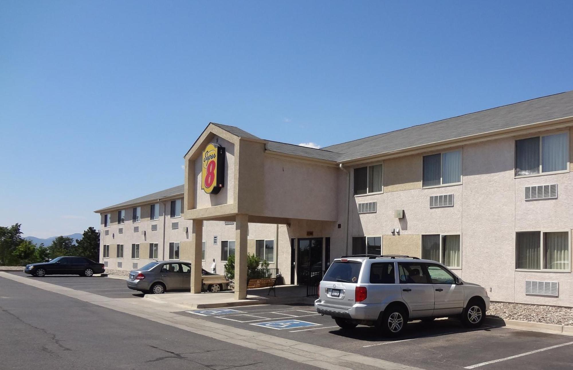 Super 8 By Wyndham Colorado Springs Airport Μοτέλ Εξωτερικό φωτογραφία
