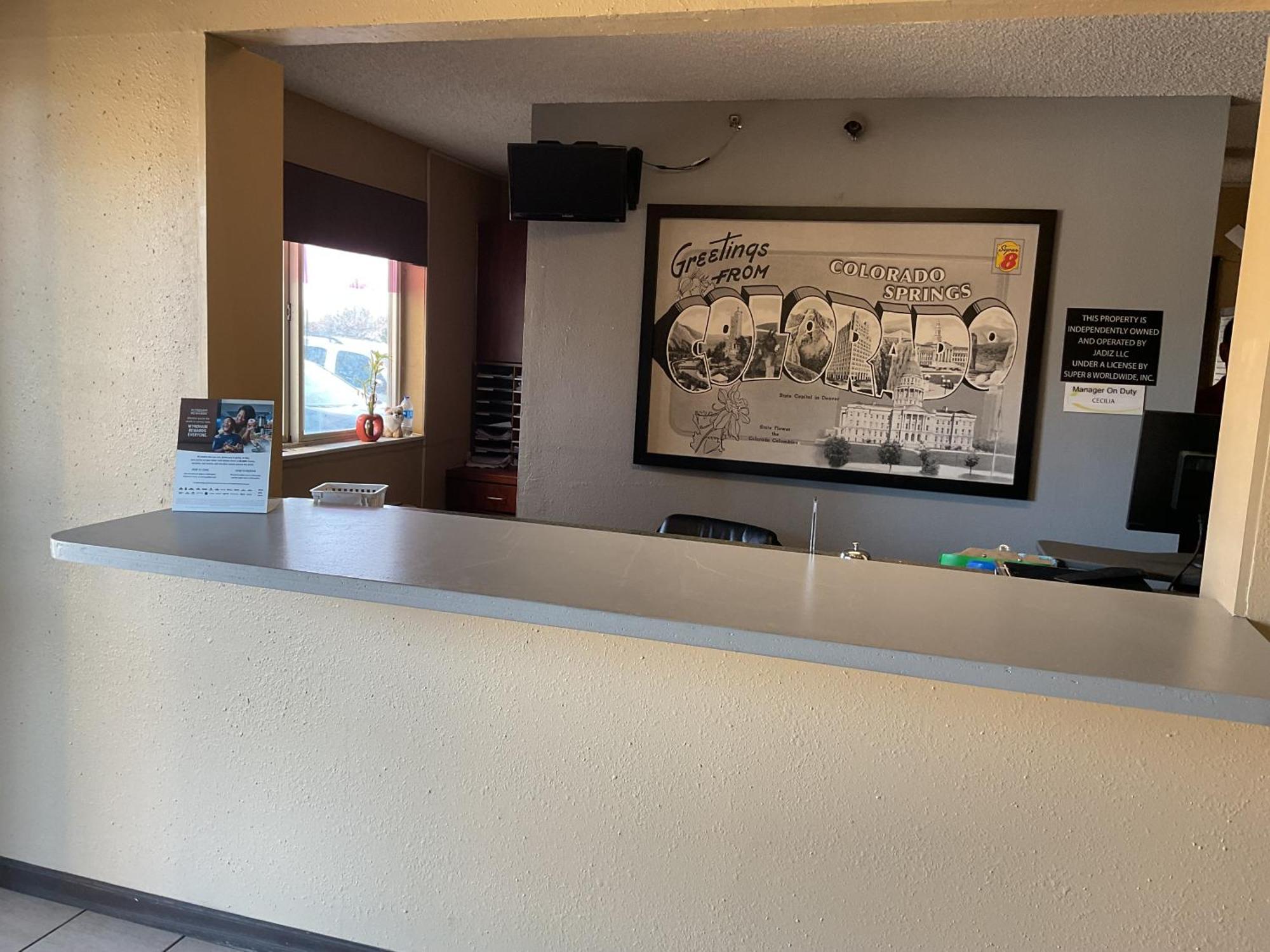 Super 8 By Wyndham Colorado Springs Airport Μοτέλ Εξωτερικό φωτογραφία